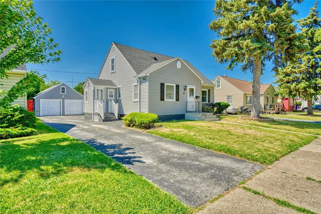 41 Farleigh Ave, Rochester, New York 14606, Rochester, New York 14606, 3 Bedrooms Bedrooms, 7 Rooms Rooms,1 BathroomBathrooms,Residential,Closed,41 Farleigh Ave, Rochester, New York 14606,0,R1627691