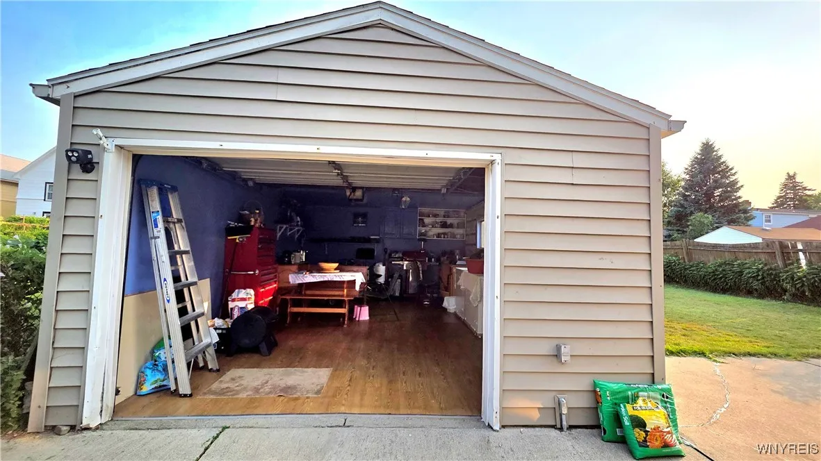 264 Skillen Street, Buffalo, New York 14207, Buffalo, New York 14207, 3 Bedrooms Bedrooms, 3 Rooms Rooms,1 BathroomBathrooms,Residential,For Sale,264 Skillen Street, Buffalo, New York 14207,B1627639