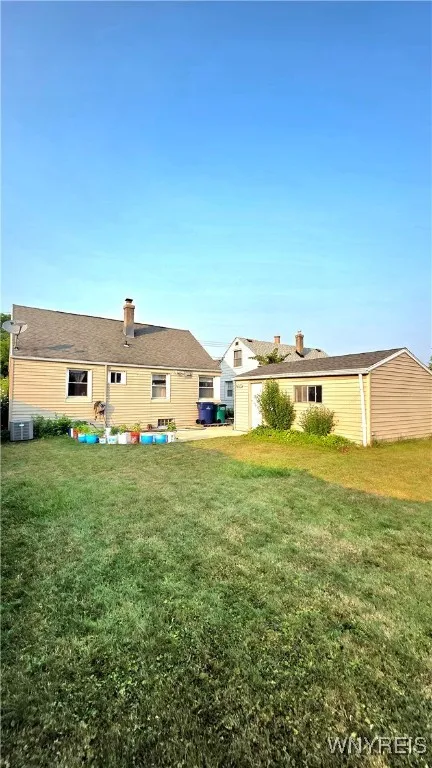 264 Skillen Street, Buffalo, New York 14207, Buffalo, New York 14207, 3 Bedrooms Bedrooms, 3 Rooms Rooms,1 BathroomBathrooms,Residential,For Sale,264 Skillen Street, Buffalo, New York 14207,B1627639