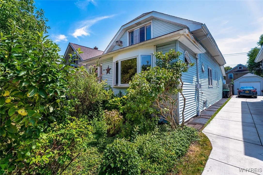332 Westgate Road, Tonawanda, New York 14217, Tonawanda, New York 14217, 3 Bedrooms Bedrooms, 6 Rooms Rooms,2 BathroomsBathrooms,Residential,For Sale,332 Westgate Road, Tonawanda, New York 14217,B1626648
