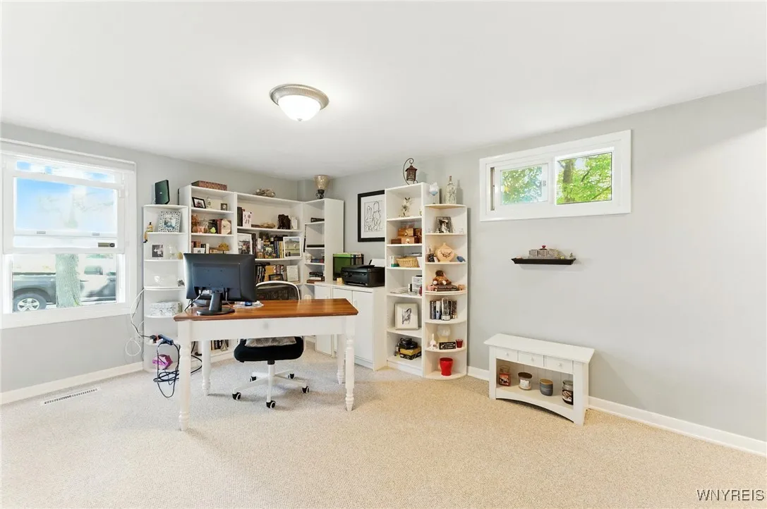 204 Foxcroft Drive, Hamburg, New York 14075, Hamburg, New York 14075, 3 Bedrooms Bedrooms, 10 Rooms Rooms,1 BathroomBathrooms,Residential,Closed,204 Foxcroft Drive, Hamburg, New York 14075,0,B1626162