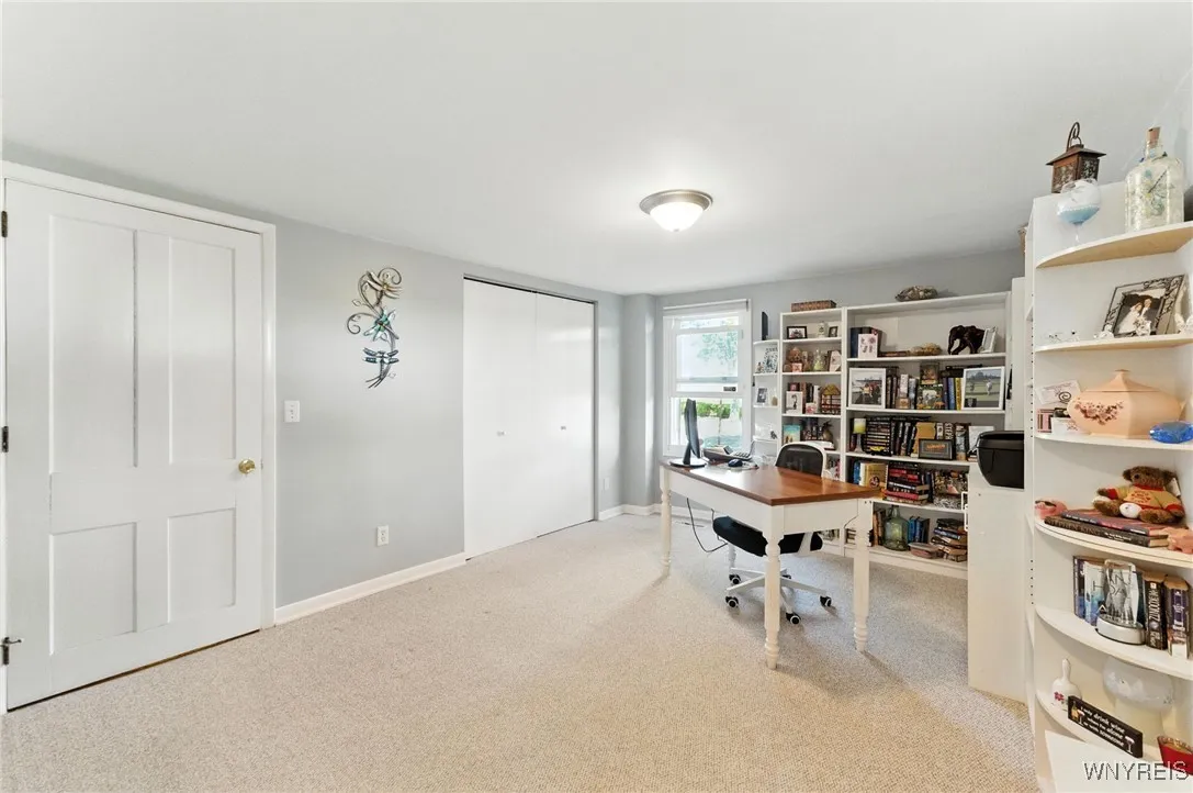 204 Foxcroft Drive, Hamburg, New York 14075, Hamburg, New York 14075, 3 Bedrooms Bedrooms, 10 Rooms Rooms,1 BathroomBathrooms,Residential,Closed,204 Foxcroft Drive, Hamburg, New York 14075,0,B1626162