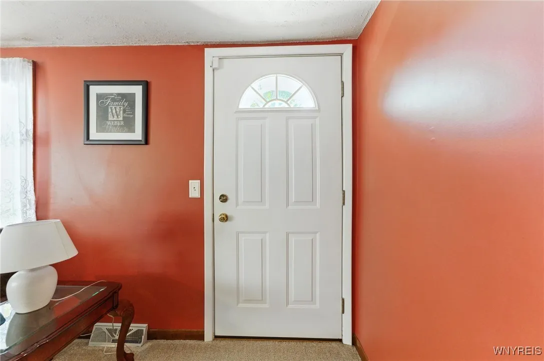 204 Foxcroft Drive, Hamburg, New York 14075, Hamburg, New York 14075, 3 Bedrooms Bedrooms, 10 Rooms Rooms,1 BathroomBathrooms,Residential,Closed,204 Foxcroft Drive, Hamburg, New York 14075,0,B1626162