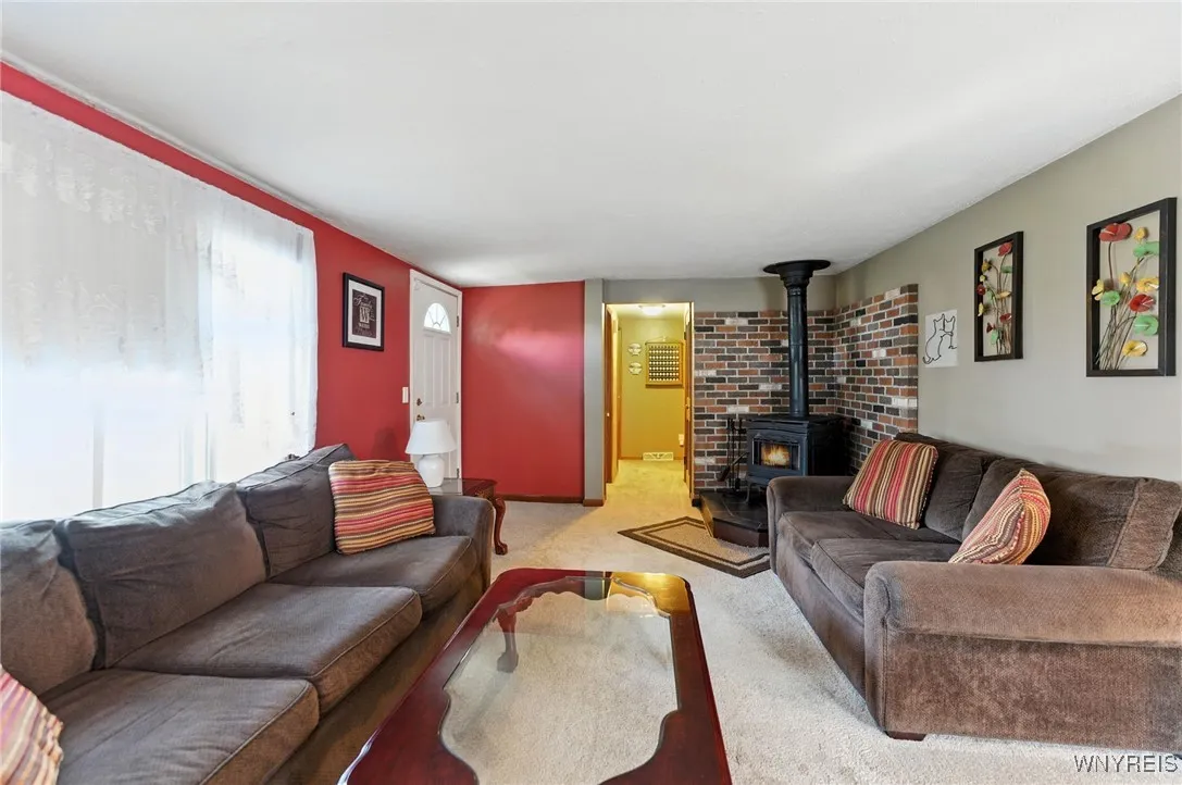 204 Foxcroft Drive, Hamburg, New York 14075, Hamburg, New York 14075, 3 Bedrooms Bedrooms, 10 Rooms Rooms,1 BathroomBathrooms,Residential,Closed,204 Foxcroft Drive, Hamburg, New York 14075,0,B1626162