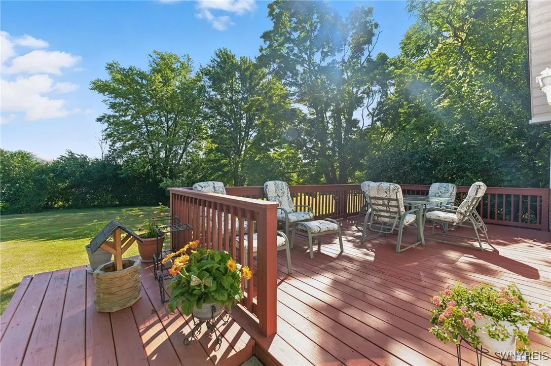 204 Foxcroft Drive, Hamburg, New York 14075, Hamburg, New York 14075, 3 Bedrooms Bedrooms, 10 Rooms Rooms,1 BathroomBathrooms,Residential,Closed,204 Foxcroft Drive, Hamburg, New York 14075,0,B1626162