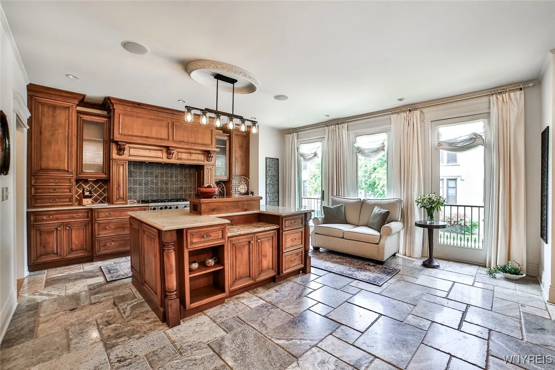 675 Potomac Avenue, Buffalo, New York 14222, Buffalo, New York 14222, 3 Bedrooms Bedrooms, 6 Rooms Rooms,2 BathroomsBathrooms,Residential Lease,For Rent,675 Potomac Avenue, Buffalo, New York 14222,B1627836