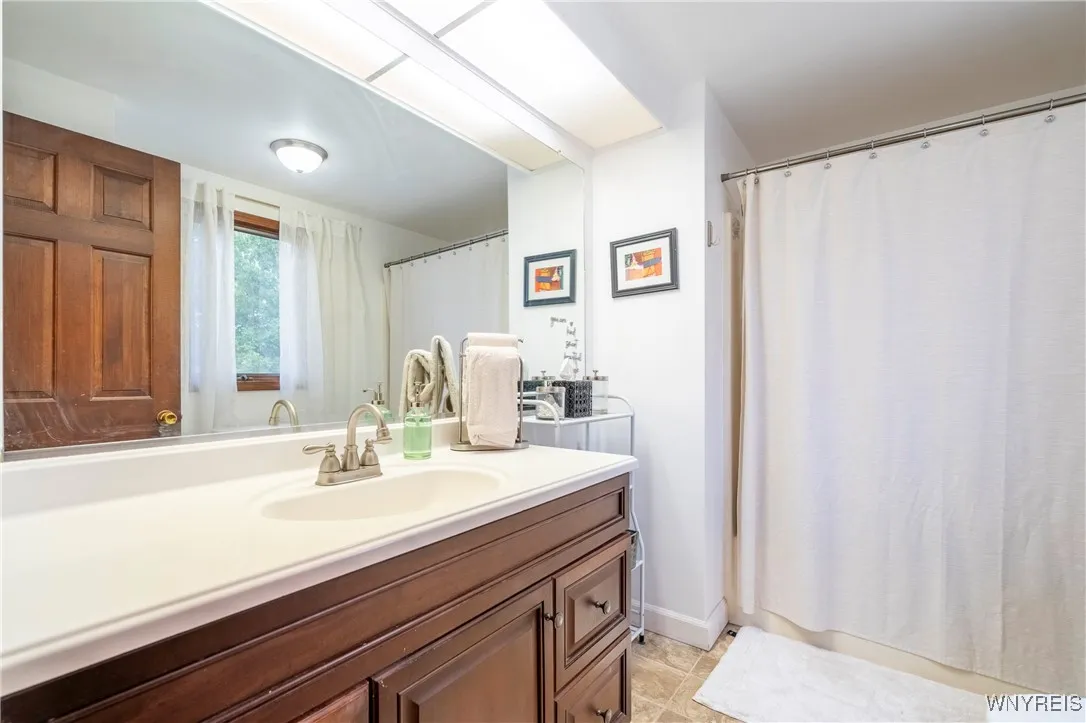 5769 Strickler Road, Clarence, New York 14031, Clarence, New York 14031, 3 Bedrooms Bedrooms, 7 Rooms Rooms,2 BathroomsBathrooms,Residential,For Sale,5769 Strickler Road, Clarence, New York 14031,B1627826