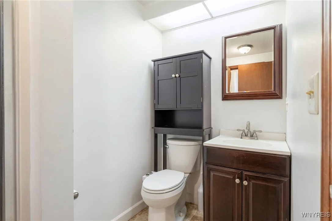 5769 Strickler Road, Clarence, New York 14031, Clarence, New York 14031, 3 Bedrooms Bedrooms, 7 Rooms Rooms,2 BathroomsBathrooms,Residential,For Sale,5769 Strickler Road, Clarence, New York 14031,B1627826