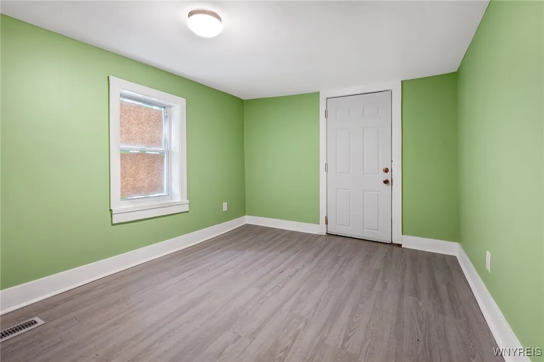 155 Gorton Street, Buffalo, New York 14207, Buffalo, New York 14207, 4 Bedrooms Bedrooms, ,2 BathroomsBathrooms,Residential,For Sale,155 Gorton Street, Buffalo, New York 14207,B1627866