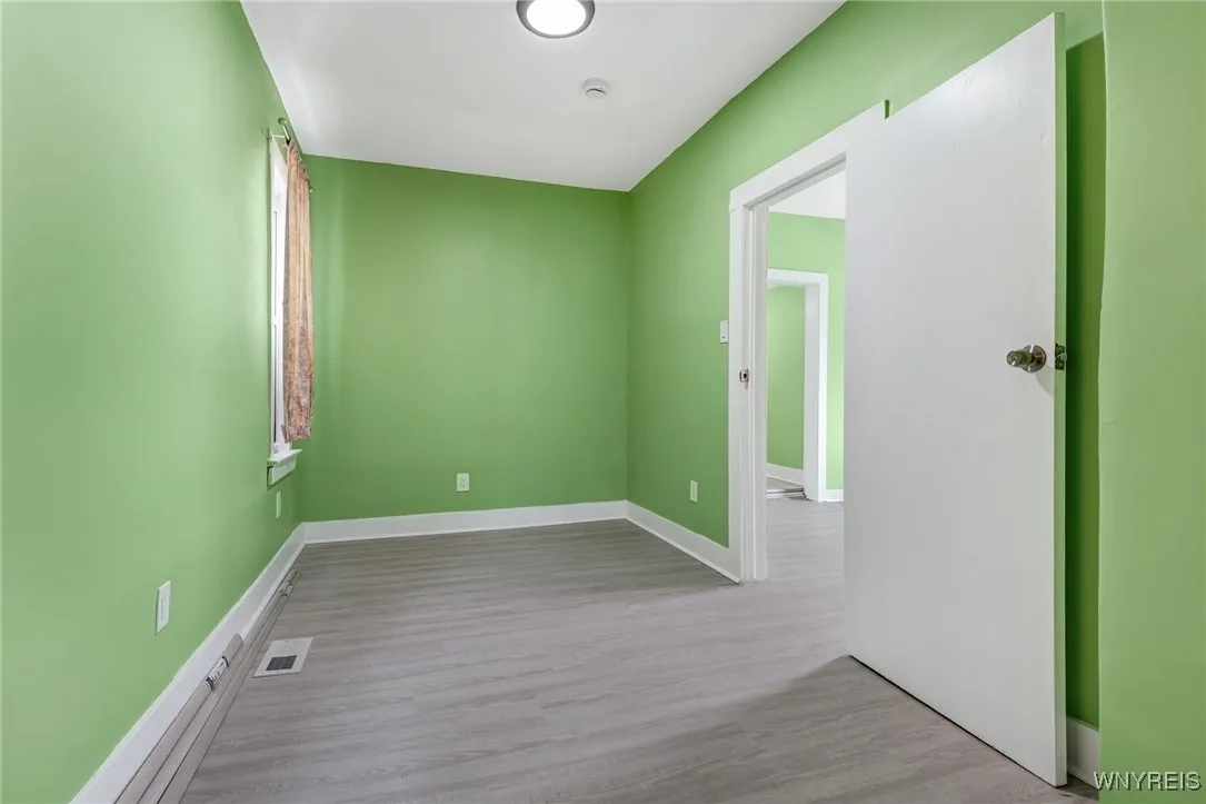 155 Gorton Street, Buffalo, New York 14207, Buffalo, New York 14207, 4 Bedrooms Bedrooms, ,2 BathroomsBathrooms,Residential,For Sale,155 Gorton Street, Buffalo, New York 14207,B1627866