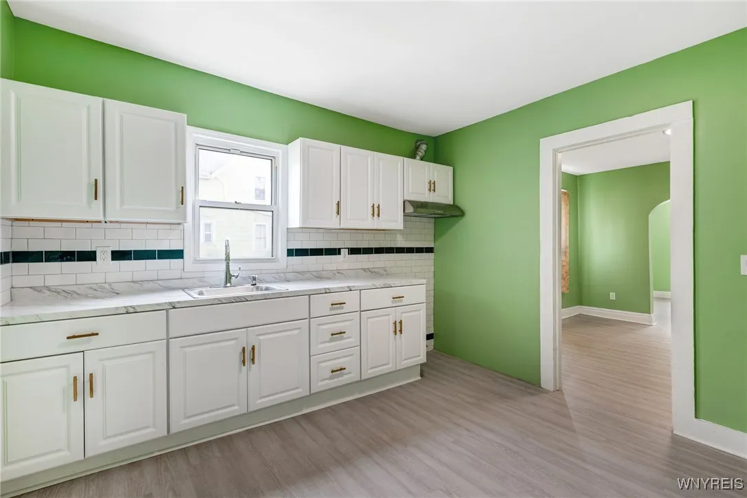 155 Gorton Street, Buffalo, New York 14207, Buffalo, New York 14207, 4 Bedrooms Bedrooms, ,2 BathroomsBathrooms,Residential,For Sale,155 Gorton Street, Buffalo, New York 14207,B1627866
