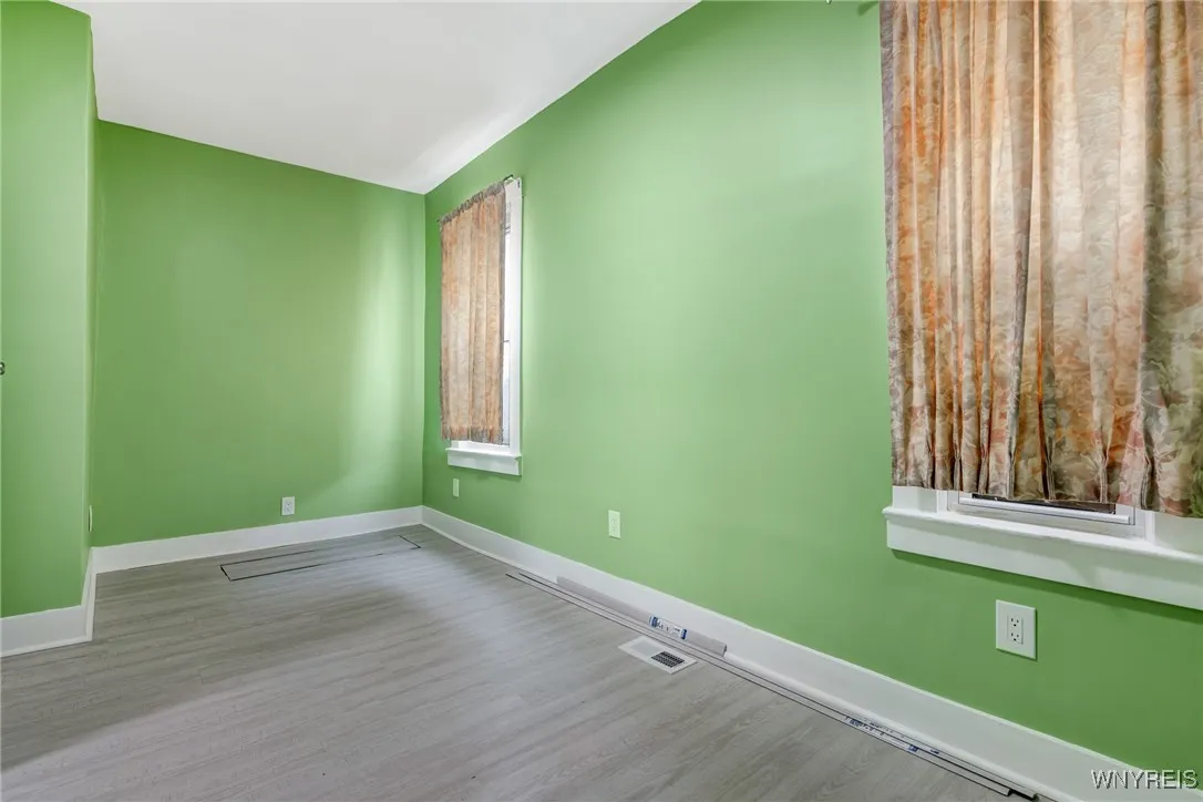 155 Gorton Street, Buffalo, New York 14207, Buffalo, New York 14207, 4 Bedrooms Bedrooms, ,2 BathroomsBathrooms,Residential,For Sale,155 Gorton Street, Buffalo, New York 14207,B1627866
