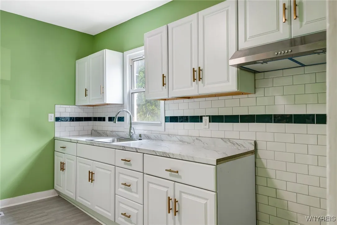 155 Gorton Street, Buffalo, New York 14207, Buffalo, New York 14207, 4 Bedrooms Bedrooms, ,2 BathroomsBathrooms,Residential,For Sale,155 Gorton Street, Buffalo, New York 14207,B1627866