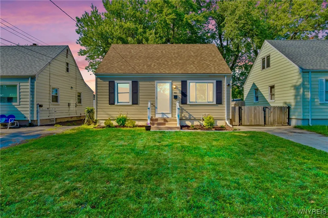40 West Woodside Avenue, Buffalo, New York 14220, Buffalo, New York 14220, 3 Bedrooms Bedrooms, 10 Rooms Rooms,1 BathroomBathrooms,Residential,Closed,40 West Woodside Avenue, Buffalo, New York 14220,0,B1627734
