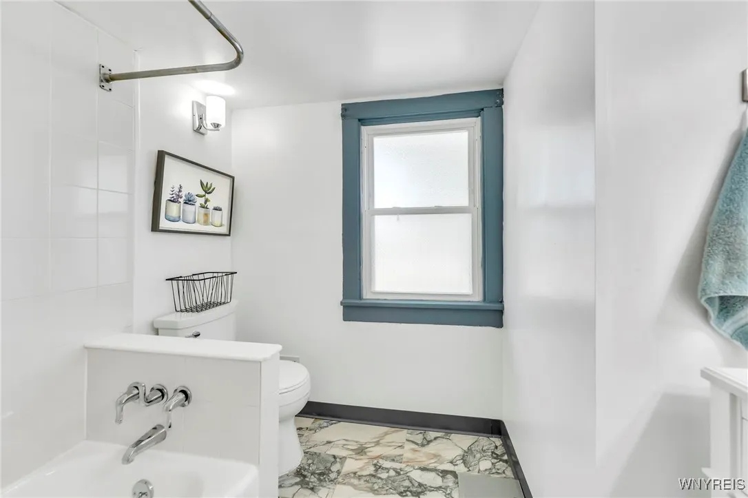 495 Mill St, Amherst, New York 14221, Amherst, New York 14221, 4 Bedrooms Bedrooms, 7 Rooms Rooms,1 BathroomBathrooms,Residential,For Sale,495 Mill St, Amherst, New York 14221,B1627700