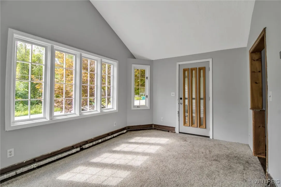 Den/Living Room