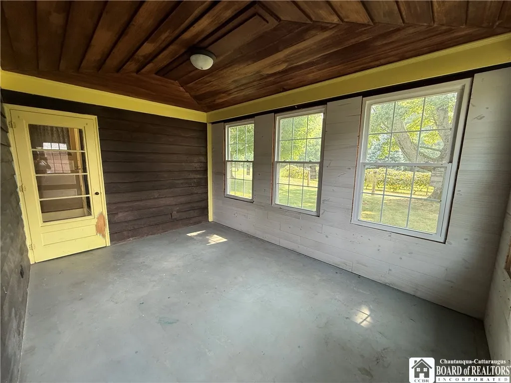 436 Temple Street, Pomfret, New York 14063, Pomfret, New York 14063, 2 Bedrooms Bedrooms, 5 Rooms Rooms,1 BathroomBathrooms,Residential,Closed,436 Temple Street, Pomfret, New York 14063,0,R1627658