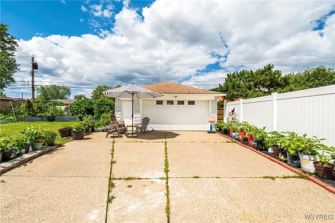 144 Alberta Drive, Amherst, New York 14226, Amherst, New York 14226, 3 Bedrooms Bedrooms, 5 Rooms Rooms,1 BathroomBathrooms,Residential,Closed,144 Alberta Drive, Amherst, New York 14226,0,B1627861