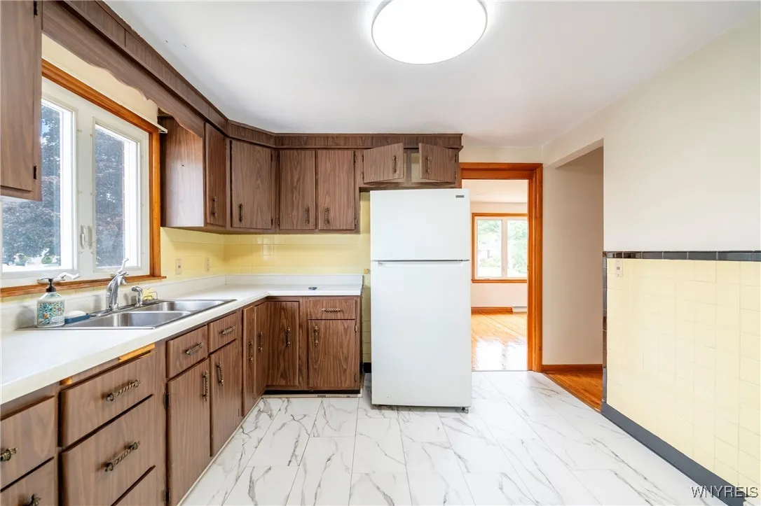 144 Alberta Drive, Amherst, New York 14226, Amherst, New York 14226, 3 Bedrooms Bedrooms, 5 Rooms Rooms,1 BathroomBathrooms,Residential,Closed,144 Alberta Drive, Amherst, New York 14226,0,B1627861
