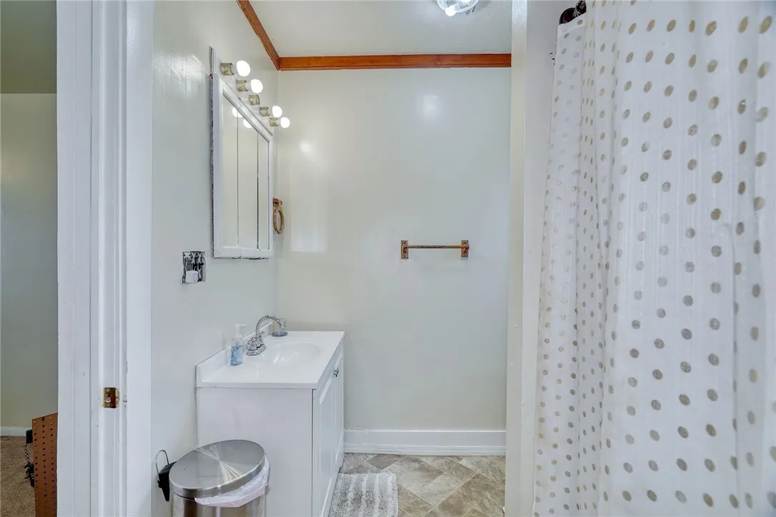 66 Harris Street, Rochester, New York 14621, Rochester, New York 14621, 2 Bedrooms Bedrooms, 6 Rooms Rooms,1 BathroomBathrooms,Residential,Closed,66 Harris Street, Rochester, New York 14621,0,R1627888