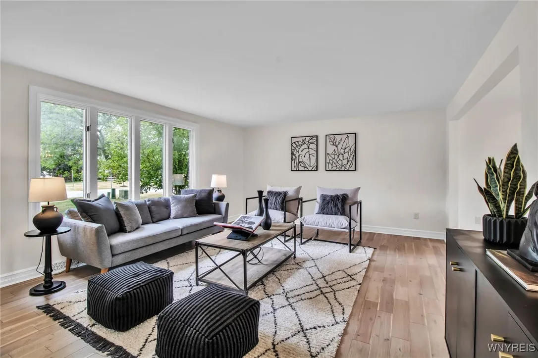 10 San Mateo Court, Amherst, New York 14051, Amherst, New York 14051, 4 Bedrooms Bedrooms, 8 Rooms Rooms,2 BathroomsBathrooms,Residential,For Sale,10 San Mateo Court, Amherst, New York 14051,B1627878