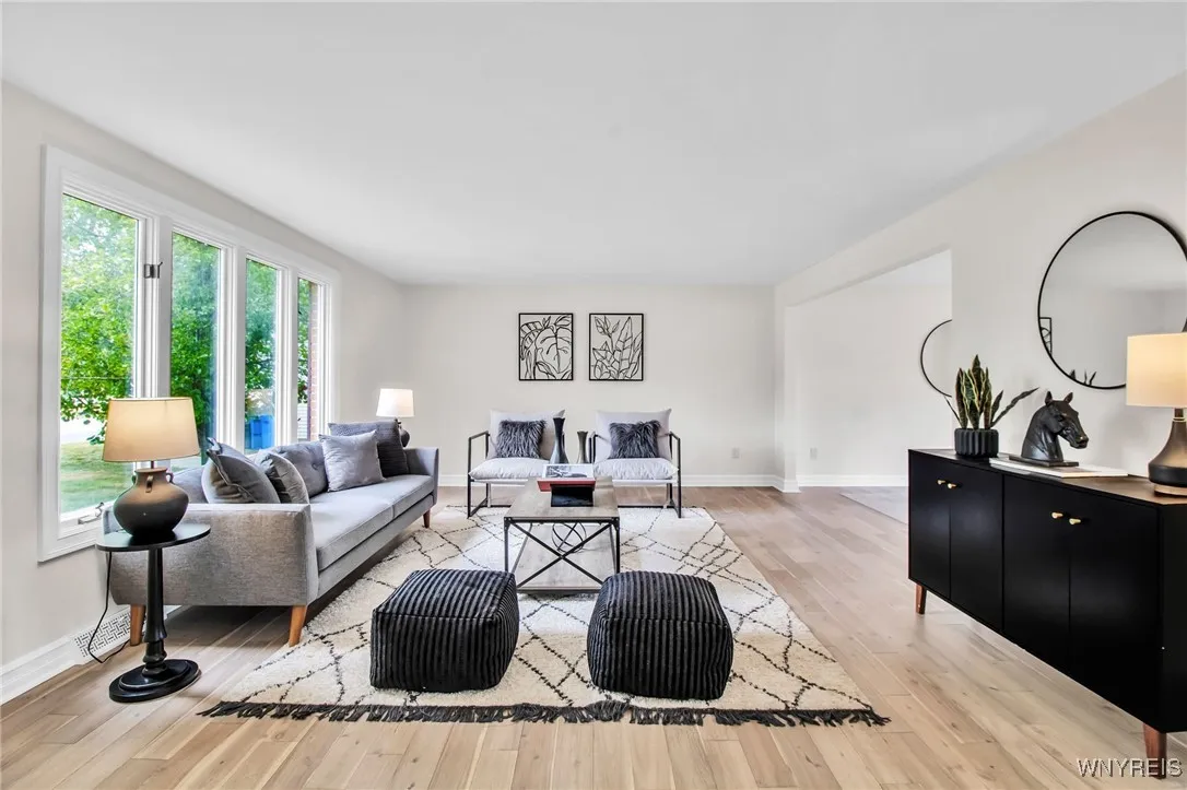 10 San Mateo Court, Amherst, New York 14051, Amherst, New York 14051, 4 Bedrooms Bedrooms, 8 Rooms Rooms,2 BathroomsBathrooms,Residential,For Sale,10 San Mateo Court, Amherst, New York 14051,B1627878