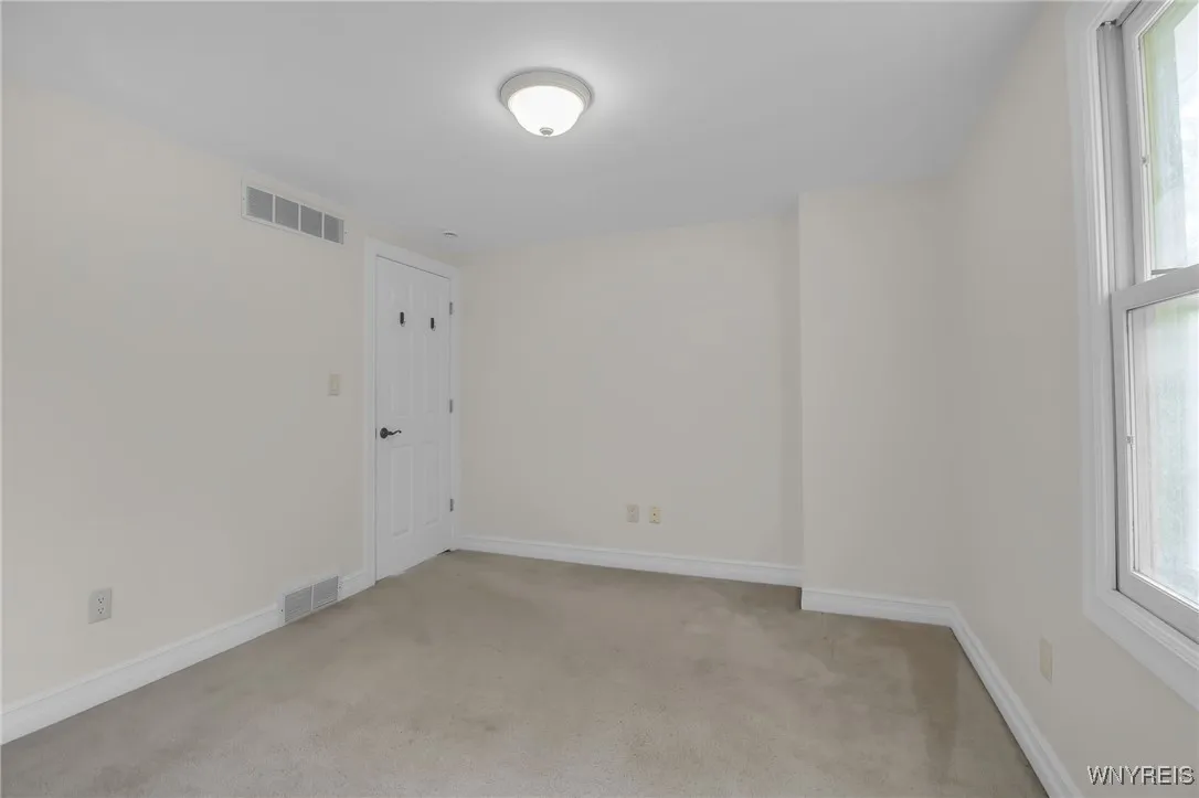 10 San Mateo Court, Amherst, New York 14051, Amherst, New York 14051, 4 Bedrooms Bedrooms, 8 Rooms Rooms,2 BathroomsBathrooms,Residential,For Sale,10 San Mateo Court, Amherst, New York 14051,B1627878