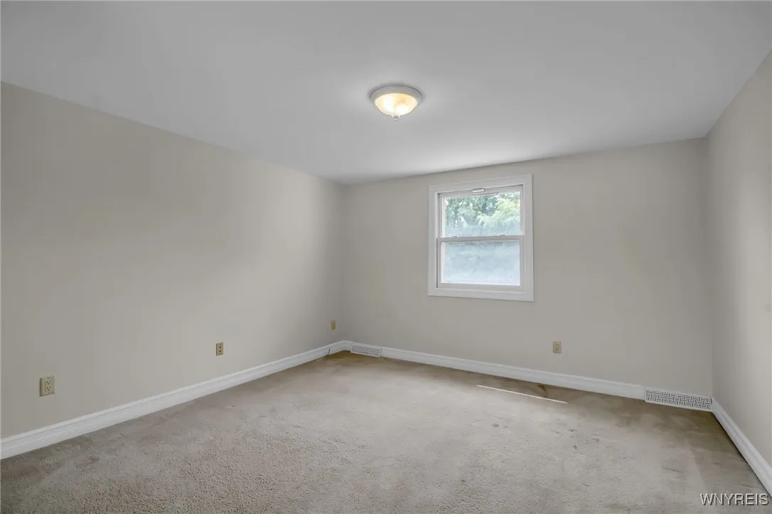 10 San Mateo Court, Amherst, New York 14051, Amherst, New York 14051, 4 Bedrooms Bedrooms, 8 Rooms Rooms,2 BathroomsBathrooms,Residential,For Sale,10 San Mateo Court, Amherst, New York 14051,B1627878