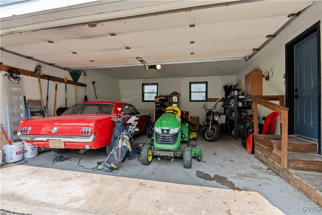 Roomy 2 car garage