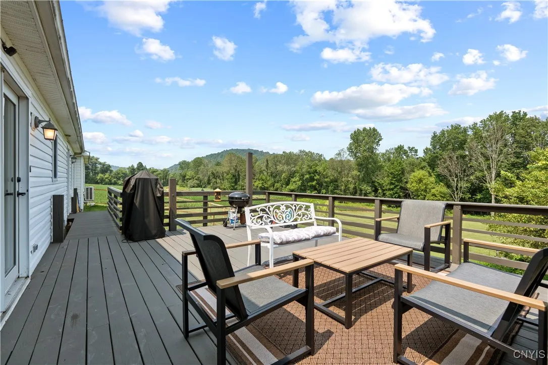 An ideal gathering spot!