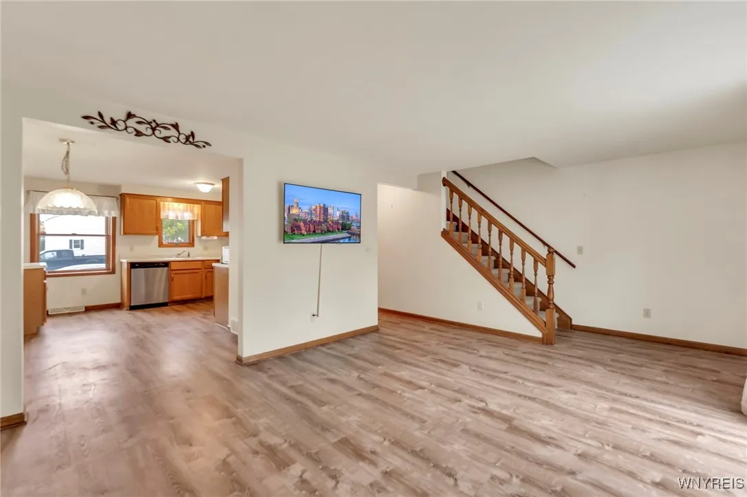 571 Burroughs Drive, Amherst, New York 14226, Amherst, New York 14226, 2 Bedrooms Bedrooms, 8 Rooms Rooms,1 BathroomBathrooms,Residential,For Sale,571 Burroughs Drive, Amherst, New York 14226,B1627870