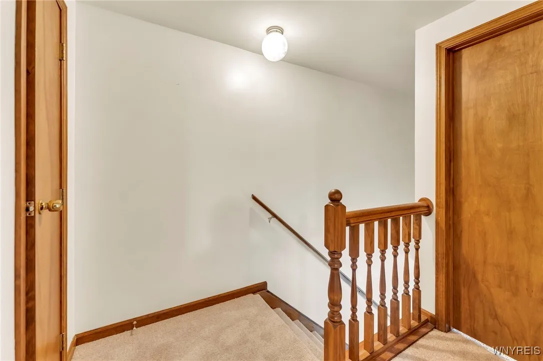 571 Burroughs Drive, Amherst, New York 14226, Amherst, New York 14226, 2 Bedrooms Bedrooms, 8 Rooms Rooms,1 BathroomBathrooms,Residential,For Sale,571 Burroughs Drive, Amherst, New York 14226,B1627870