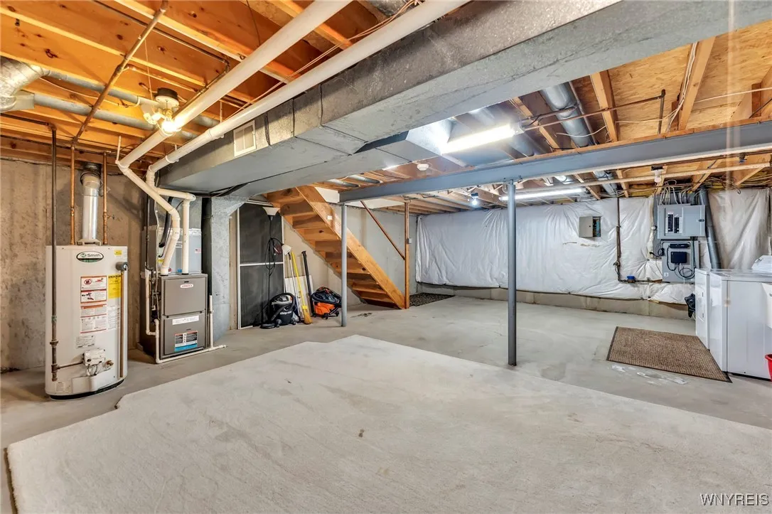 571 Burroughs Drive, Amherst, New York 14226, Amherst, New York 14226, 2 Bedrooms Bedrooms, 8 Rooms Rooms,1 BathroomBathrooms,Residential,For Sale,571 Burroughs Drive, Amherst, New York 14226,B1627870