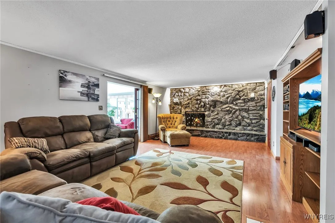 107 Autumnview Road, Amherst, New York 14221, Amherst, New York 14221, 4 Bedrooms Bedrooms, 9 Rooms Rooms,2 BathroomsBathrooms,Residential,For Sale,107 Autumnview Road, Amherst, New York 14221,B1627873