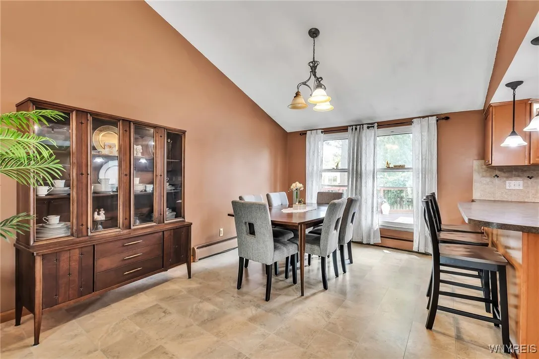 107 Autumnview Road, Amherst, New York 14221, Amherst, New York 14221, 4 Bedrooms Bedrooms, 9 Rooms Rooms,2 BathroomsBathrooms,Residential,For Sale,107 Autumnview Road, Amherst, New York 14221,B1627873