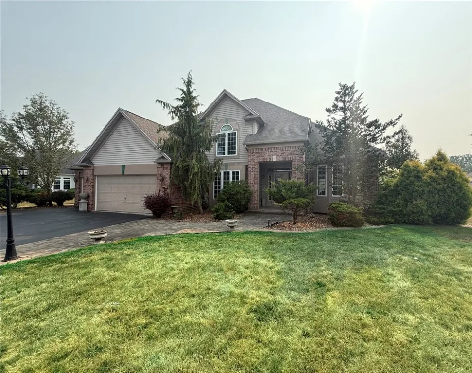 15 Meadows End, Penfield, New York 14580, Penfield, New York 14580, 4 Bedrooms Bedrooms, 12 Rooms Rooms,2 BathroomsBathrooms,Residential,Closed,15 Meadows End, Penfield, New York 14580,0,R1625259