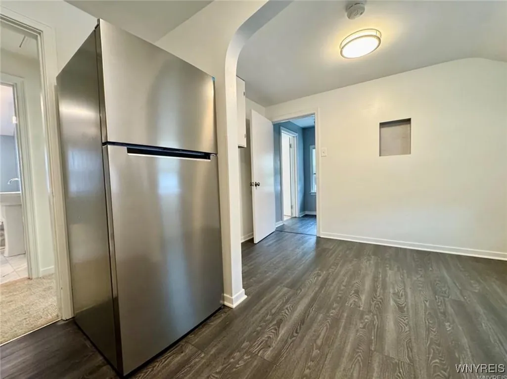 268 Callodine Avenue, Amherst, New York 14226, Amherst, New York 14226, 2 Bedrooms Bedrooms, 4 Rooms Rooms,1 BathroomBathrooms,Residential Lease,For Rent,268 Callodine Avenue, Amherst, New York 14226,B1627921