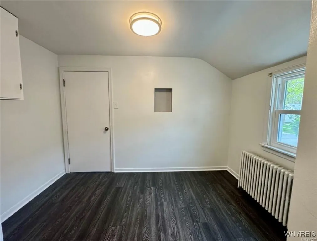 268 Callodine Avenue, Amherst, New York 14226, Amherst, New York 14226, 2 Bedrooms Bedrooms, 4 Rooms Rooms,1 BathroomBathrooms,Residential Lease,For Rent,268 Callodine Avenue, Amherst, New York 14226,B1627921