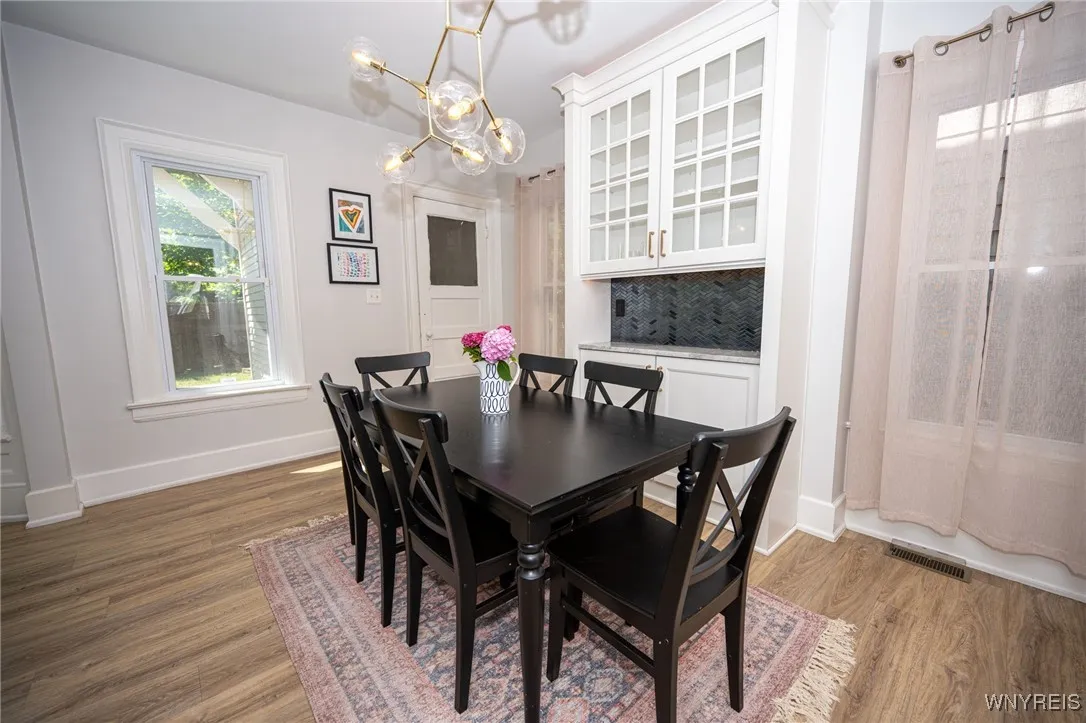 699 Auburn Avenue, Buffalo, New York 14222, Buffalo, New York 14222, 4 Bedrooms Bedrooms, 8 Rooms Rooms,1 BathroomBathrooms,Residential,For Sale,699 Auburn Avenue, Buffalo, New York 14222,B1627832