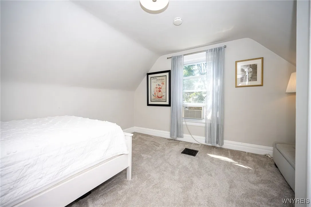 699 Auburn Avenue, Buffalo, New York 14222, Buffalo, New York 14222, 4 Bedrooms Bedrooms, 8 Rooms Rooms,1 BathroomBathrooms,Residential,For Sale,699 Auburn Avenue, Buffalo, New York 14222,B1627832