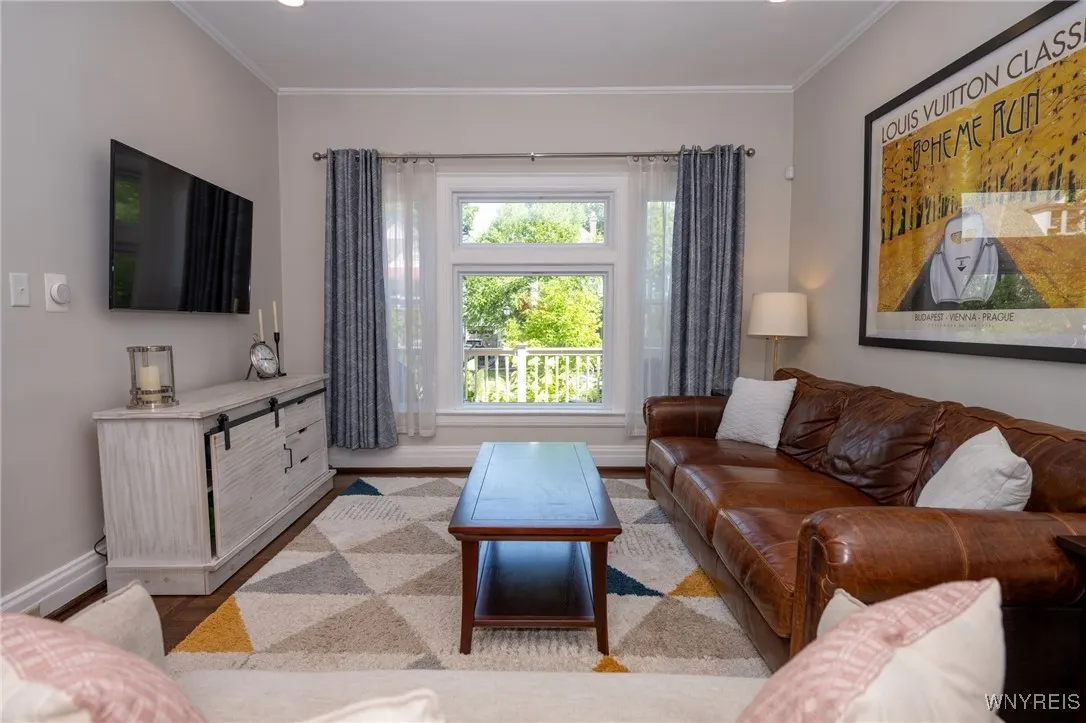 699 Auburn Avenue, Buffalo, New York 14222, Buffalo, New York 14222, 4 Bedrooms Bedrooms, 8 Rooms Rooms,1 BathroomBathrooms,Residential,For Sale,699 Auburn Avenue, Buffalo, New York 14222,B1627832