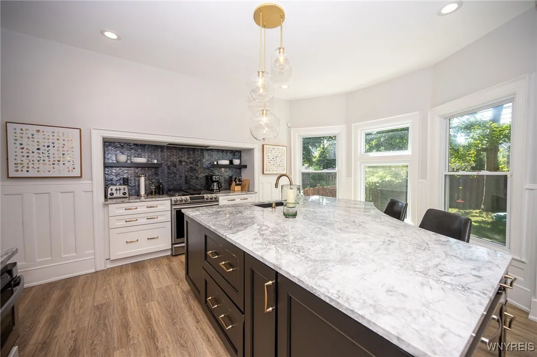 699 Auburn Avenue, Buffalo, New York 14222, Buffalo, New York 14222, 4 Bedrooms Bedrooms, 8 Rooms Rooms,1 BathroomBathrooms,Residential,For Sale,699 Auburn Avenue, Buffalo, New York 14222,B1627832