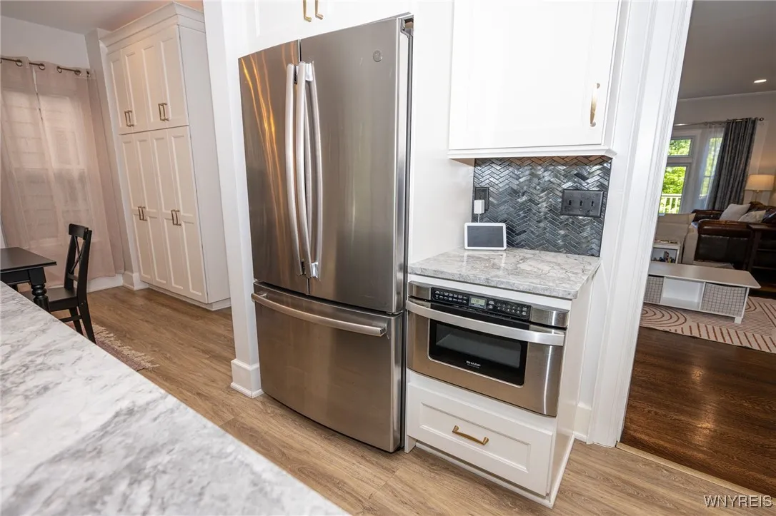 699 Auburn Avenue, Buffalo, New York 14222, Buffalo, New York 14222, 4 Bedrooms Bedrooms, 8 Rooms Rooms,1 BathroomBathrooms,Residential,For Sale,699 Auburn Avenue, Buffalo, New York 14222,B1627832