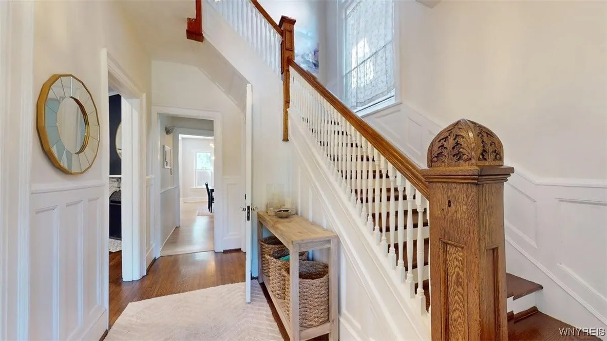 699 Auburn Avenue, Buffalo, New York 14222, Buffalo, New York 14222, 4 Bedrooms Bedrooms, 8 Rooms Rooms,1 BathroomBathrooms,Residential,For Sale,699 Auburn Avenue, Buffalo, New York 14222,B1627832
