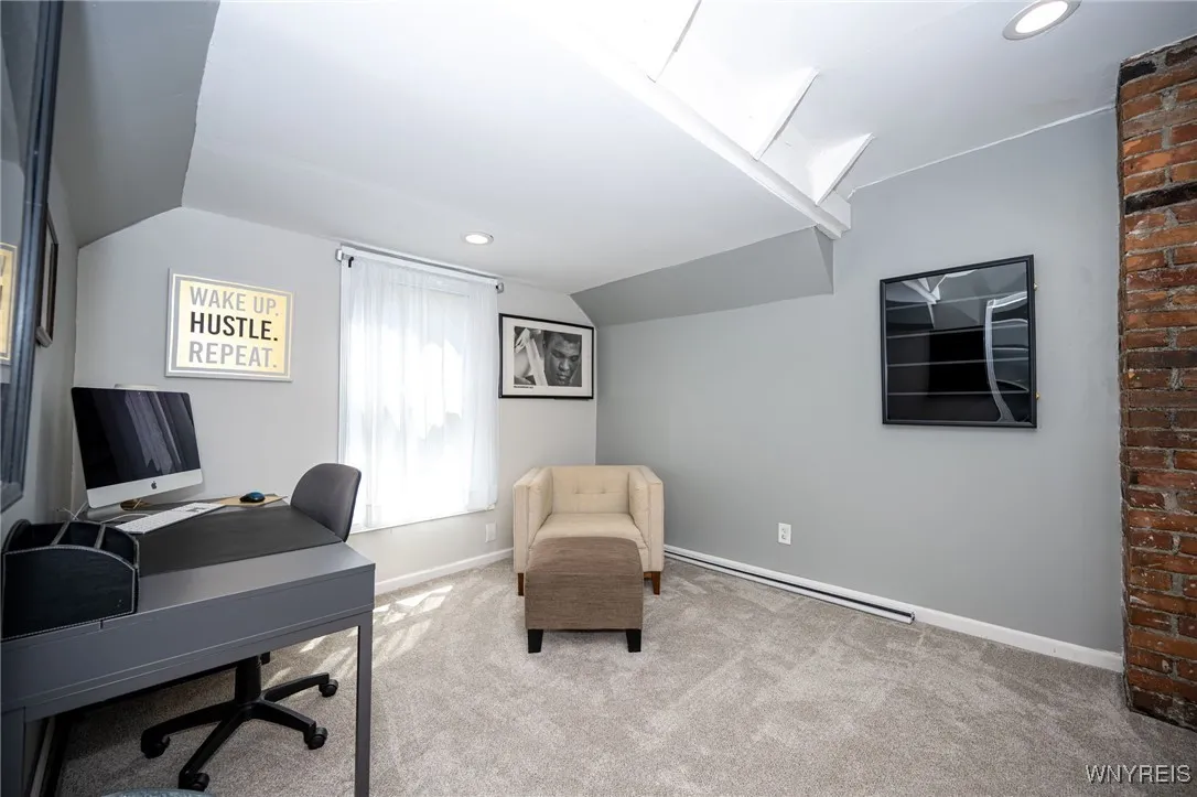 699 Auburn Avenue, Buffalo, New York 14222, Buffalo, New York 14222, 4 Bedrooms Bedrooms, 8 Rooms Rooms,1 BathroomBathrooms,Residential,For Sale,699 Auburn Avenue, Buffalo, New York 14222,B1627832