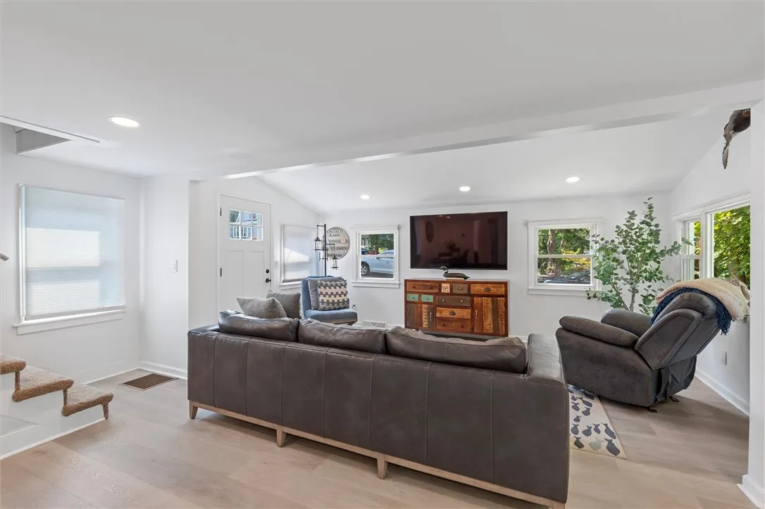 3583 Owasco Drive, Owasco, New York 13021, Owasco, New York 13021, 3 Bedrooms Bedrooms, 9 Rooms Rooms,2 BathroomsBathrooms,Residential,Closed,3583 Owasco Drive, Owasco, New York 13021,0,R1625995