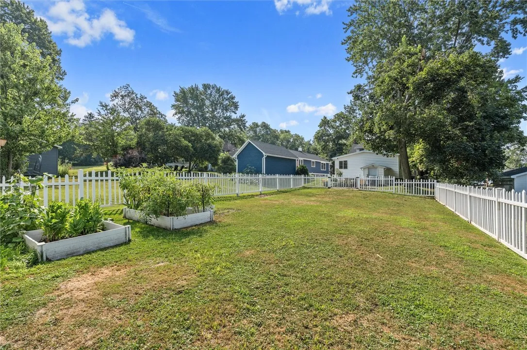 3583 Owasco Drive, Owasco, New York 13021, Owasco, New York 13021, 3 Bedrooms Bedrooms, 9 Rooms Rooms,2 BathroomsBathrooms,Residential,Closed,3583 Owasco Drive, Owasco, New York 13021,0,R1625995