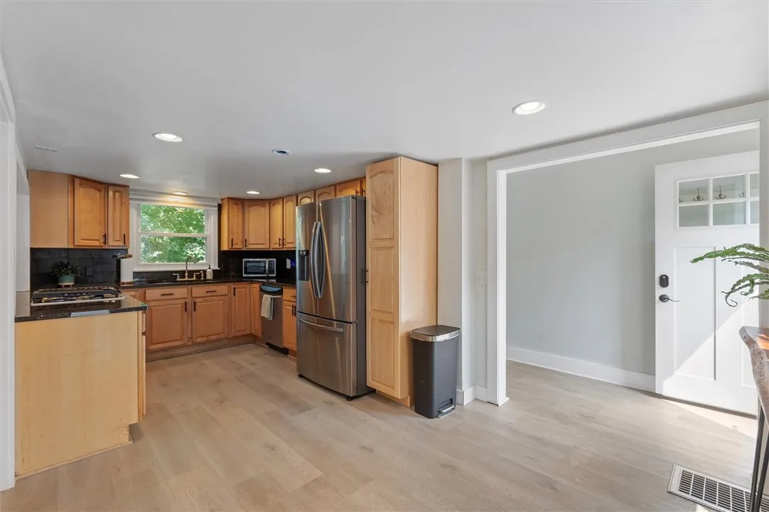 3583 Owasco Drive, Owasco, New York 13021, Owasco, New York 13021, 3 Bedrooms Bedrooms, 9 Rooms Rooms,2 BathroomsBathrooms,Residential,Closed,3583 Owasco Drive, Owasco, New York 13021,0,R1625995