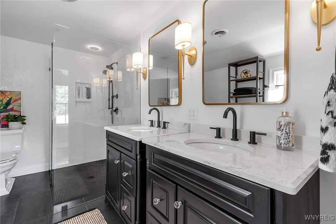 40 Knollwood Lane, Amherst, New York 14221, Amherst, New York 14221, 4 Bedrooms Bedrooms, 10 Rooms Rooms,2 BathroomsBathrooms,Residential,Closed,40 Knollwood Lane, Amherst, New York 14221,0,B1627403