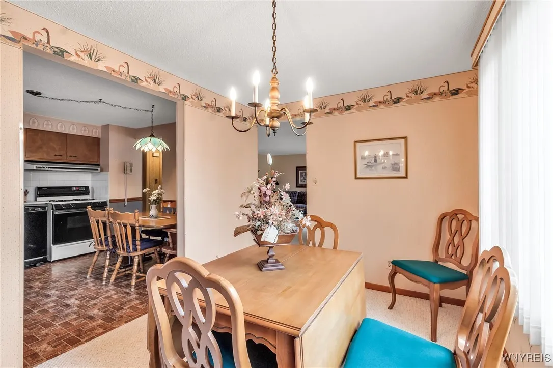 132 Santin Drive, Cheektowaga, New York 14225, Cheektowaga, New York 14225, 3 Bedrooms Bedrooms, 6 Rooms Rooms,2 BathroomsBathrooms,Residential,Closed,132 Santin Drive, Cheektowaga, New York 14225,0,B1627769
